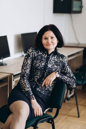 Завідувач кафедри – доцент, кандидат філологічних наук Шевчук Лариса Василівна